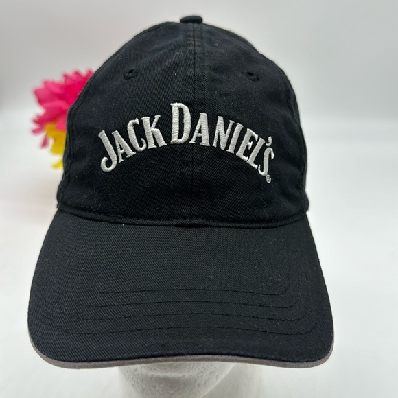 Jack Daniels Other - Jack Daniels Black White Embroidered Baseball Hat Adjustable HT6669